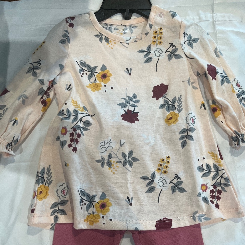 EVER & EVER FLORAL 2pc Romper set long sleeve 6M